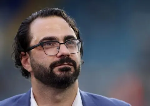 Las salidas que Víctor Orta tiene avanzadas