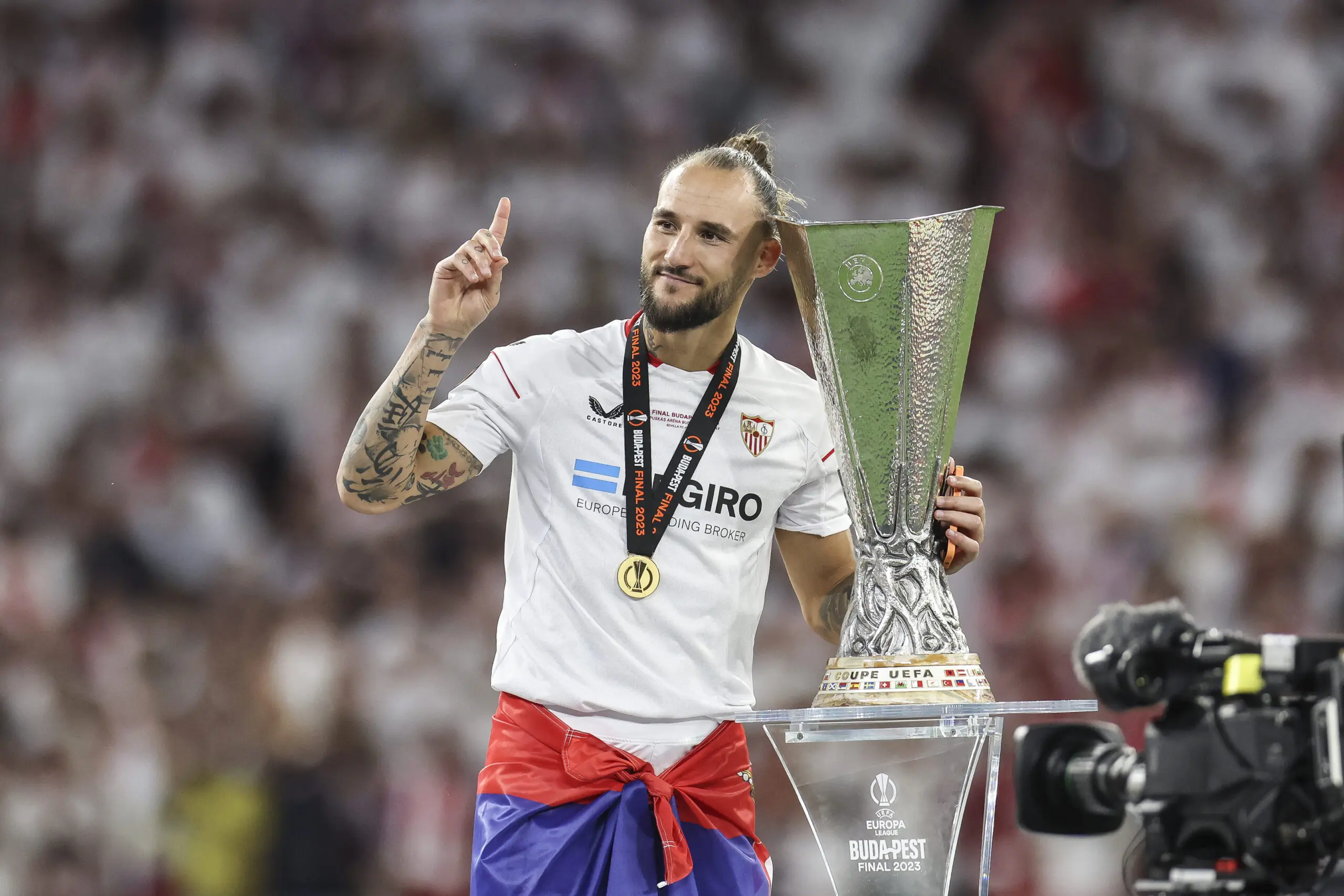 Nemanja Gudelj Sevilla FC fichajes