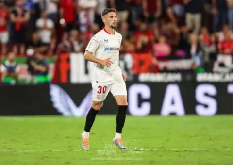 Ángel Torres confirma la cesión de Carmona