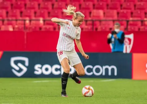 Klára Cahynová, sevillista hasta 2024