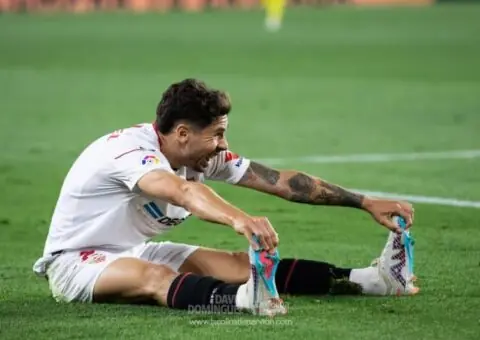El Valencia quiere a Montiel