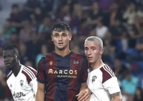 El Real Betis se fija en un objetivo del Sevilla FC