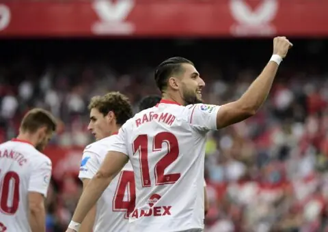 Dos nuevos pretendientes por Rafa Mir