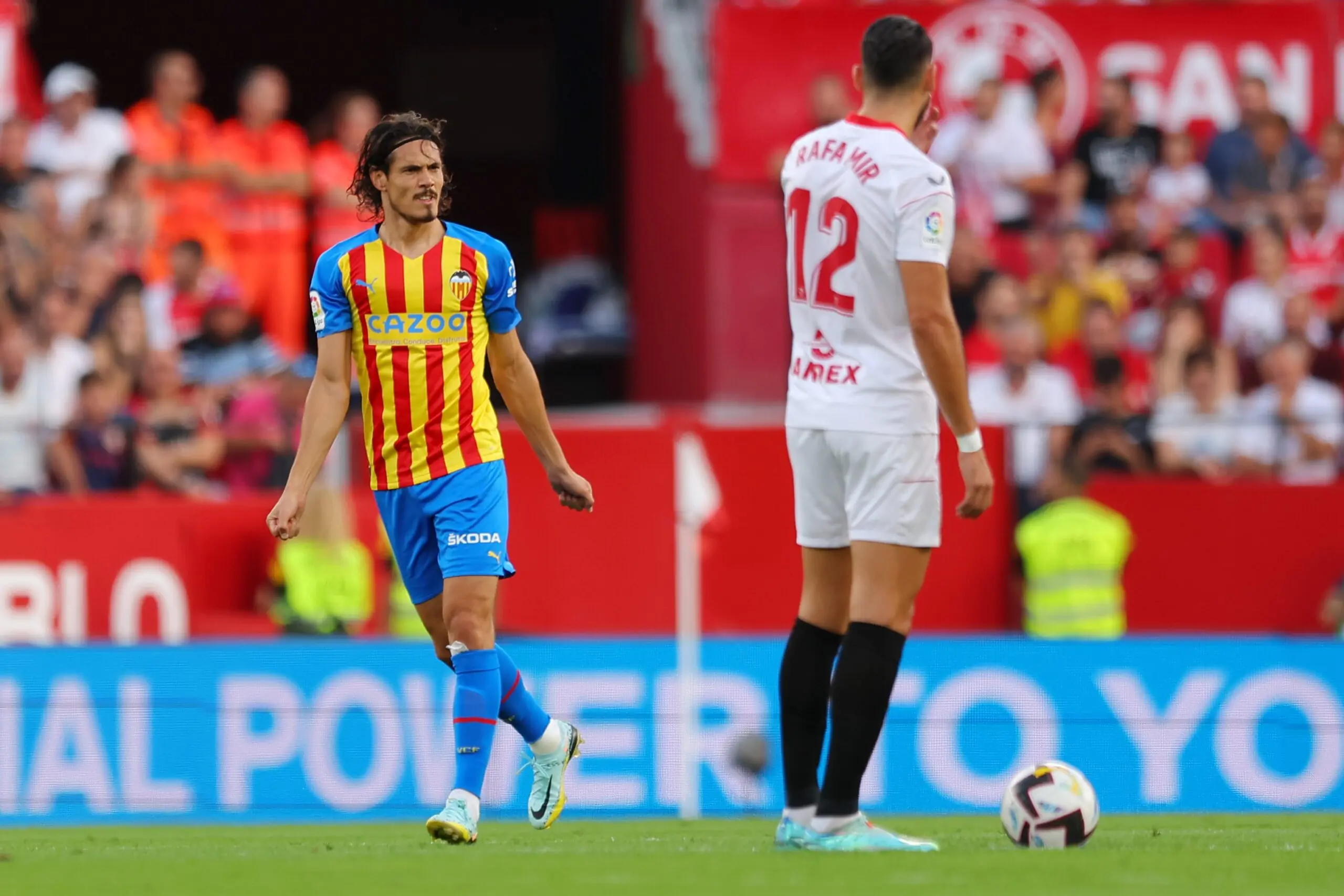 Edinson Cavani Rafa Mir Valencia CF Sevilla FC fichajes Boca Juniors