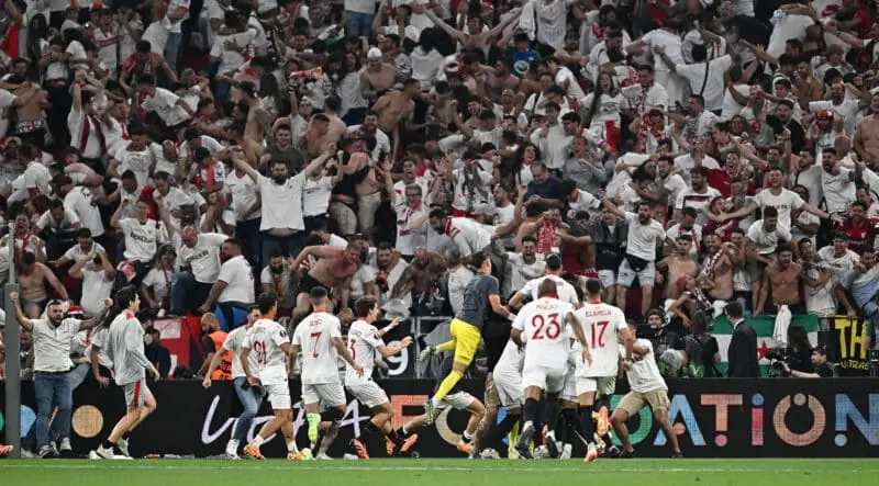 Sevilla FC noticias fichajes Europa League