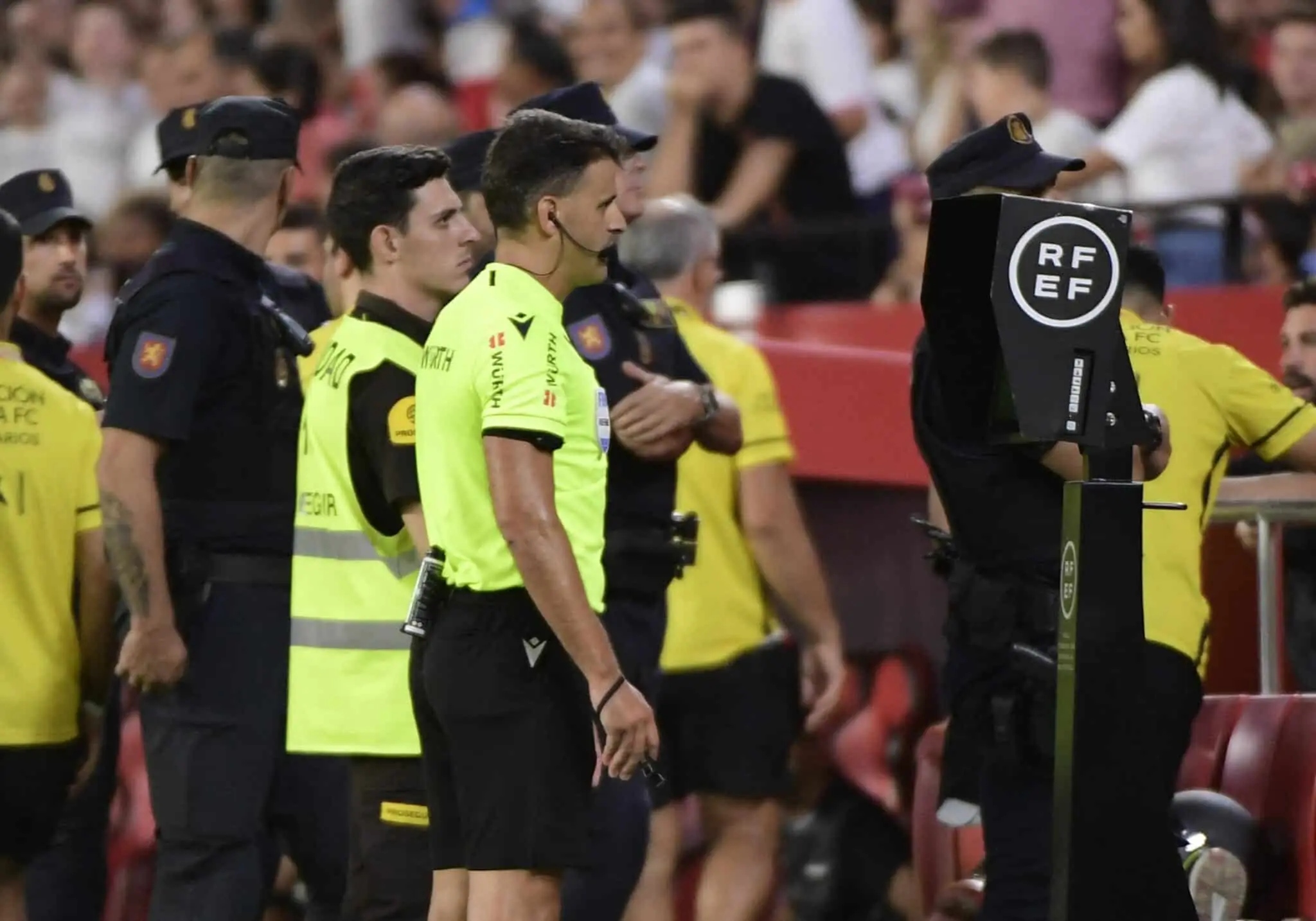 Sevilla FC Gil Manzano VAR