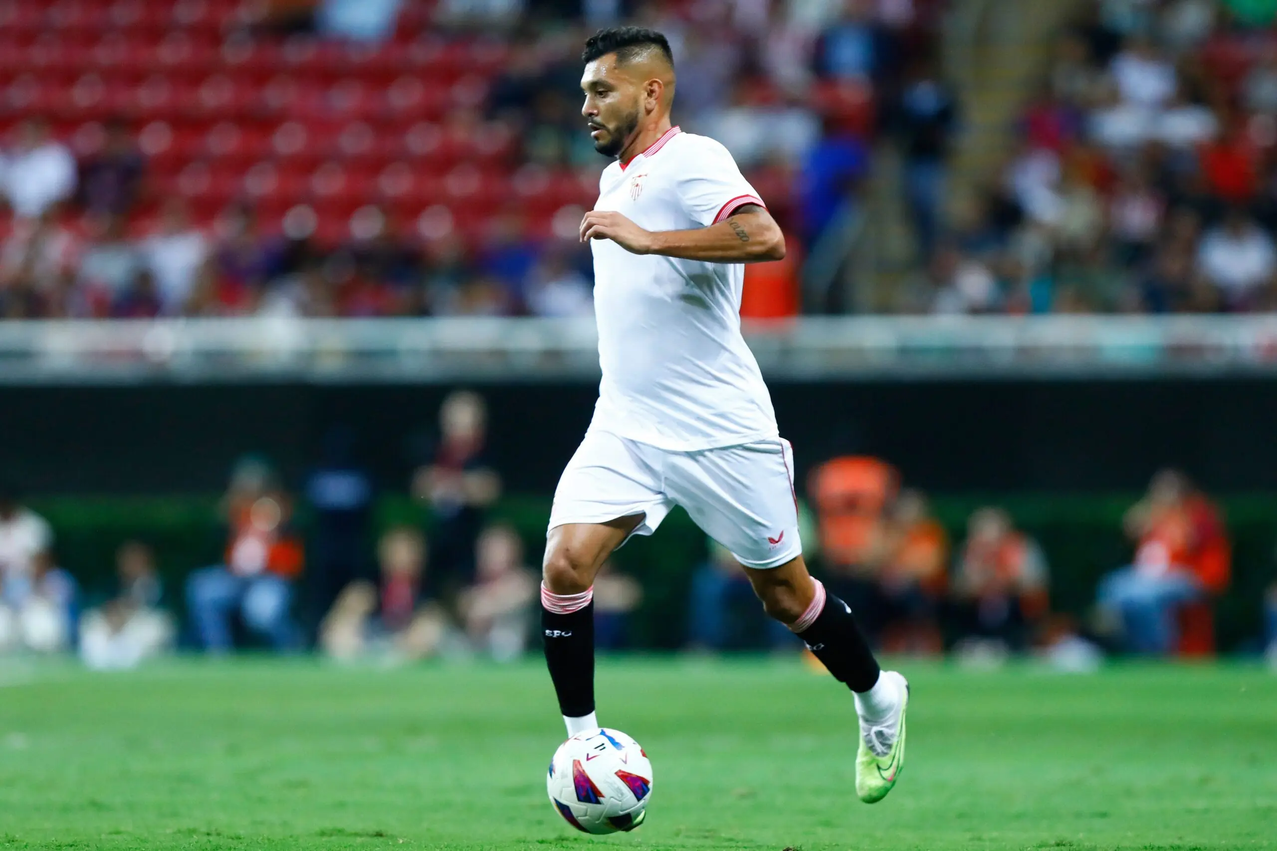 Tecatito Corona Sevilla FC mercado de fichajes