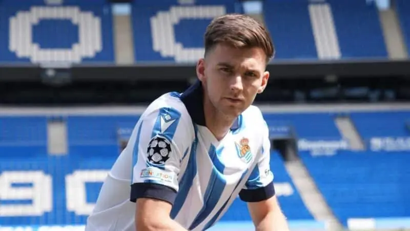 mercado de fichajes Real Sociedad Kieran Tierney