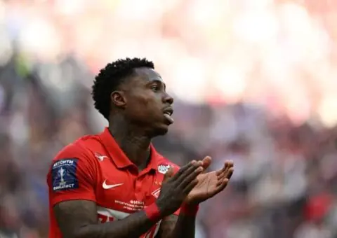 Quincy Promes vuelve a liarla
