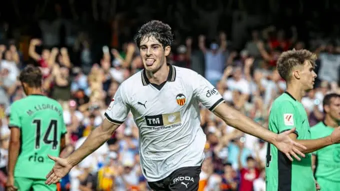 Girona FC, Javi Guerra, mercado de fichajes Valencia CF Real Sociedad