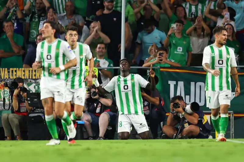 Fichajes betis, real betis balompié, betis fichajes, antony, mercado de fichajes