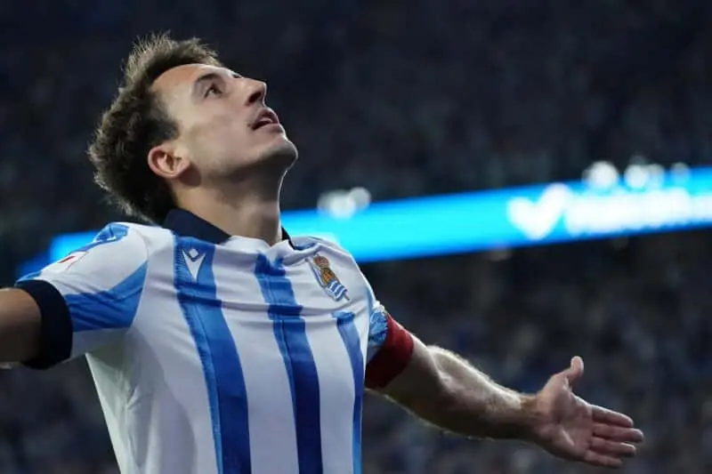 Mikel Oyarzabal Real Sociedad noticias