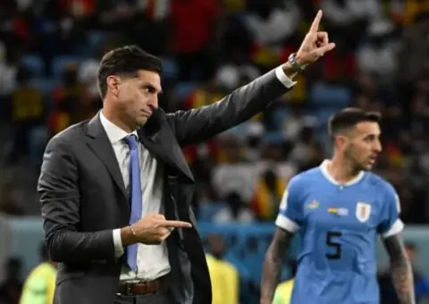 Diego Alonso «busca una propuesta de juego vertical»