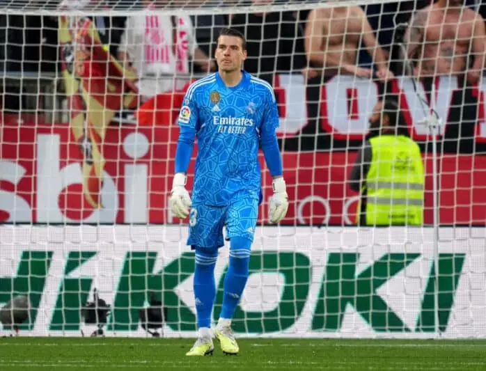 Real Betis mercado de fichajes Andryi Lunin