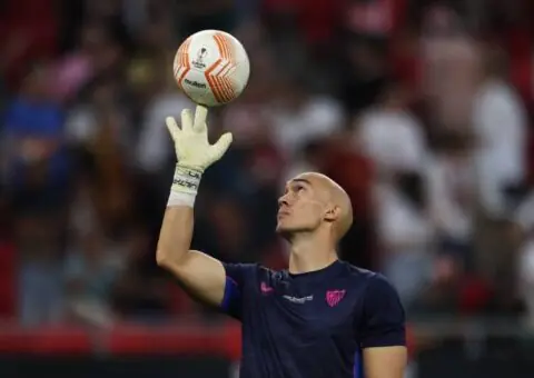 El Valladolid quiere a Dmitrovic