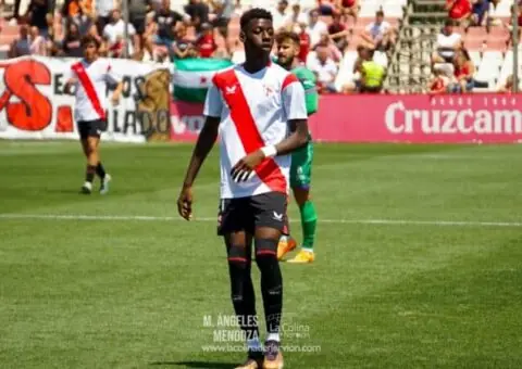 Musa Drammeh apunta a Inglaterra