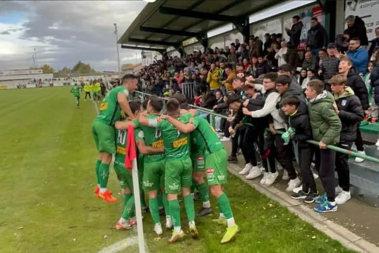 Sevilla FC Noticias | El Atlético Astorga celebra el tanto de la victoria ante el FC Andorra