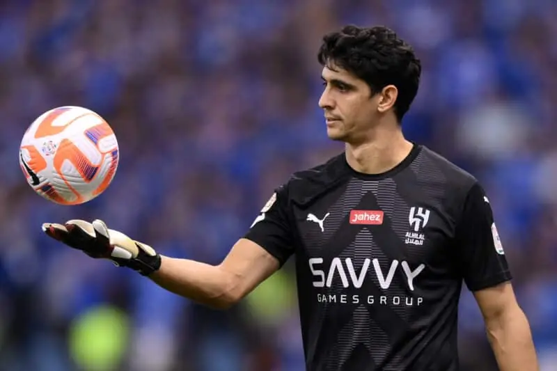 Sevilla FC Fichajes Bono