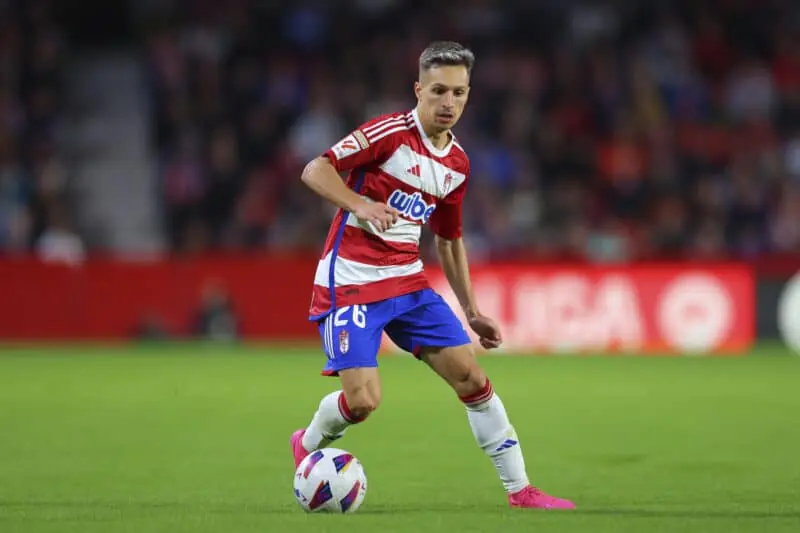 Granada CF mercado de fichajes Bryan Zaragoza