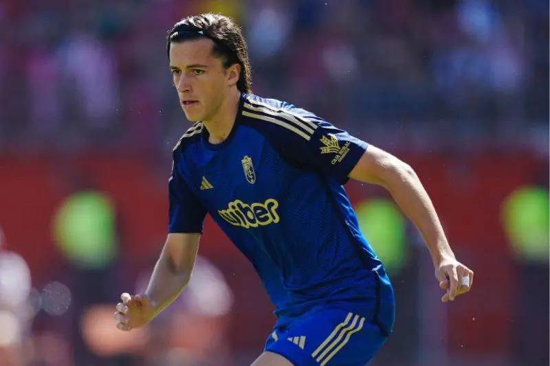 Álvaro Fernández Carreras Granada CF mercado de fichajes