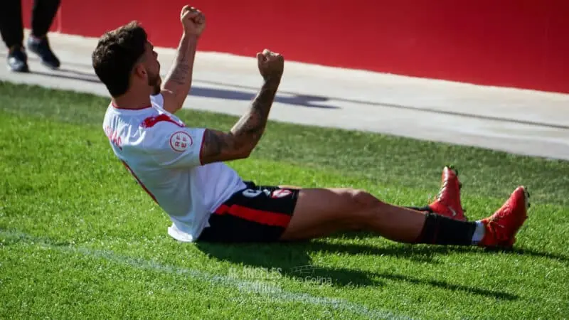 Isaac Romero, en la celebración del gol del Sevilla Atlético frente al Marbella FC