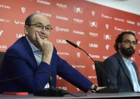 Otro error de la dirección del Sevilla