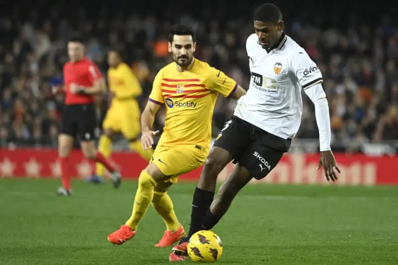 Yarek Cristhian Mosquera Valencia CF mercado de fichajes rubén baraja