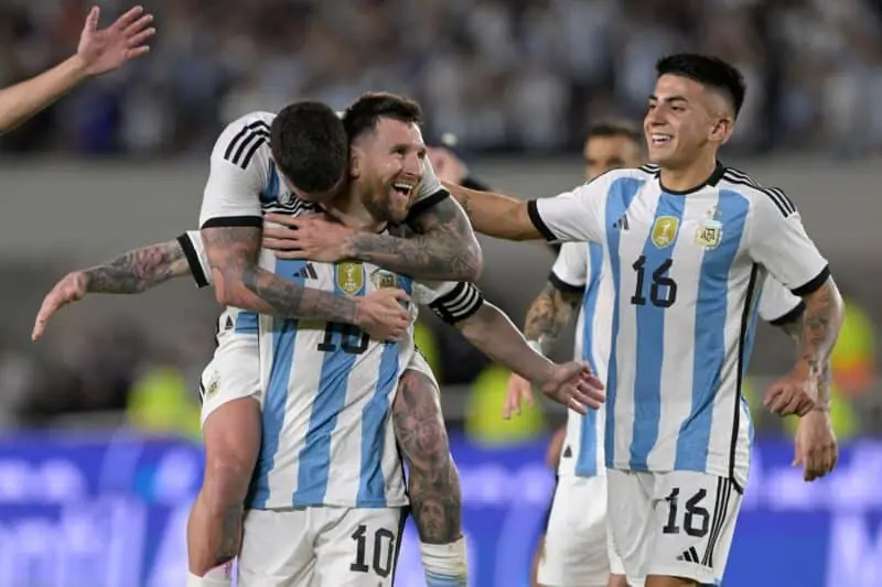 Thiago Almada UD Almería mercado de fichajes