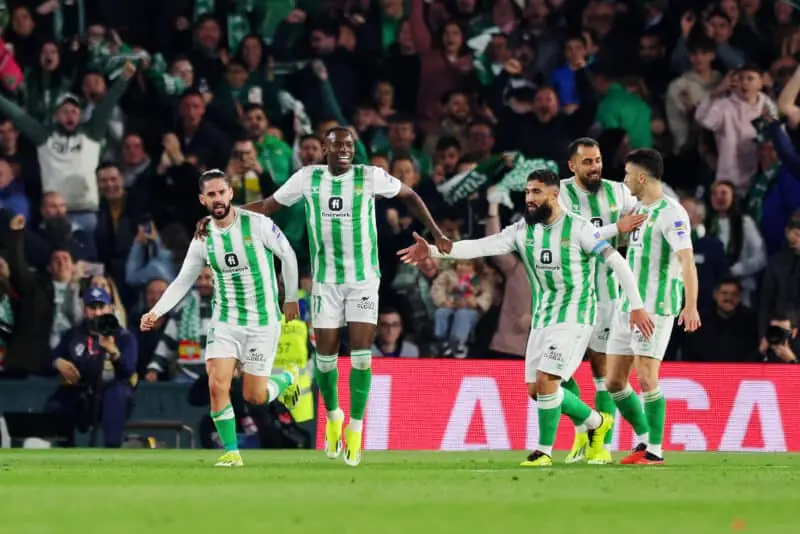 Real Betis mercado de fichajes Nicolas tagliafico noticias Robert Jarni guido rodríguez equi fernández