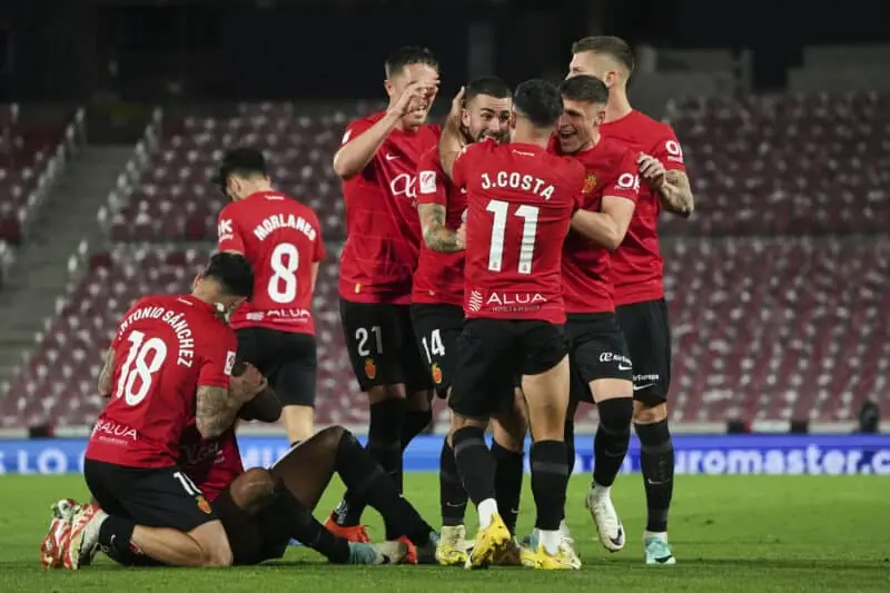 Noticias Sevilla FC Nemanja Radonjic RCD Mallorca fichajes Matija Nastasic Javier Aguirre mercado de fichajes Osasuna