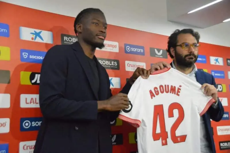 Lucien Agoumé en su presentación como sevillista | Sevilla FC Fichajes