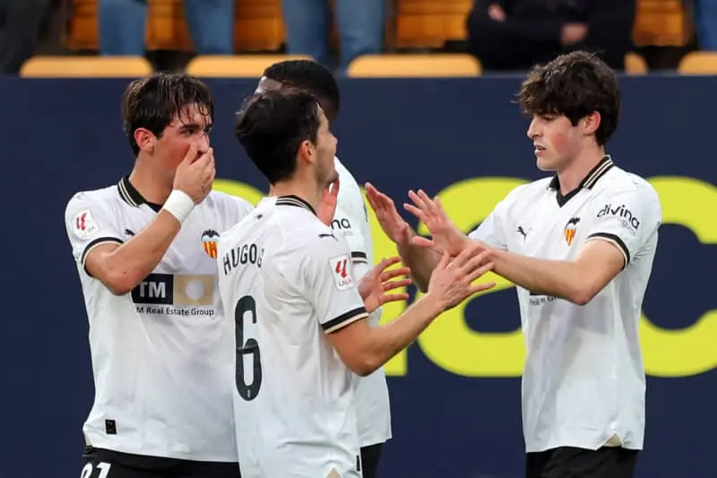 Valencia CF fichajes Cristhian Mosquera mercado de fichajes