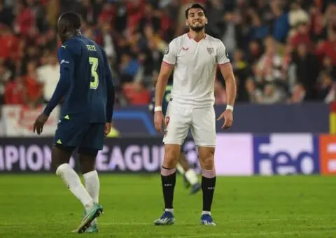 Rafa Mir se marca un plazo