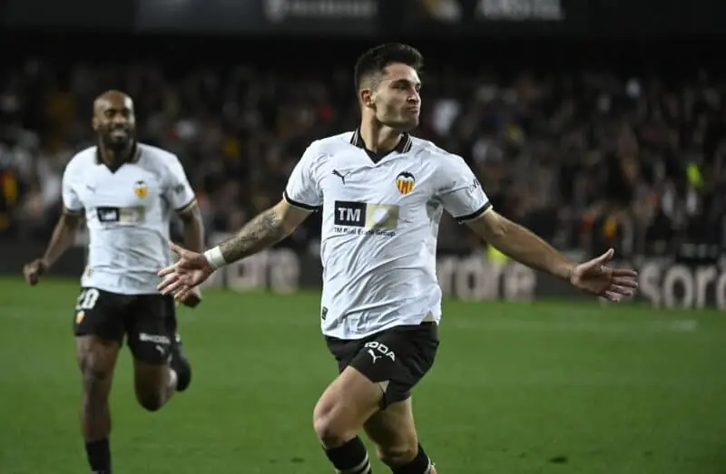 Valencia CF noticias Hugo Duro