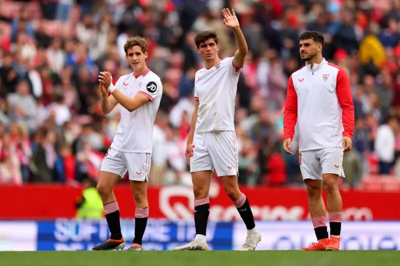 Sevilla FC fichajes Isaac Romero Juanlu Kike Salas Manu Bueno