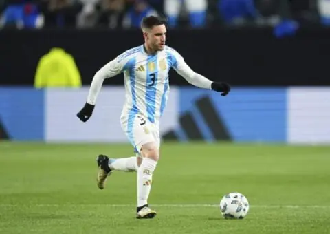 Se escapa el objetivo para el lateral zurdo