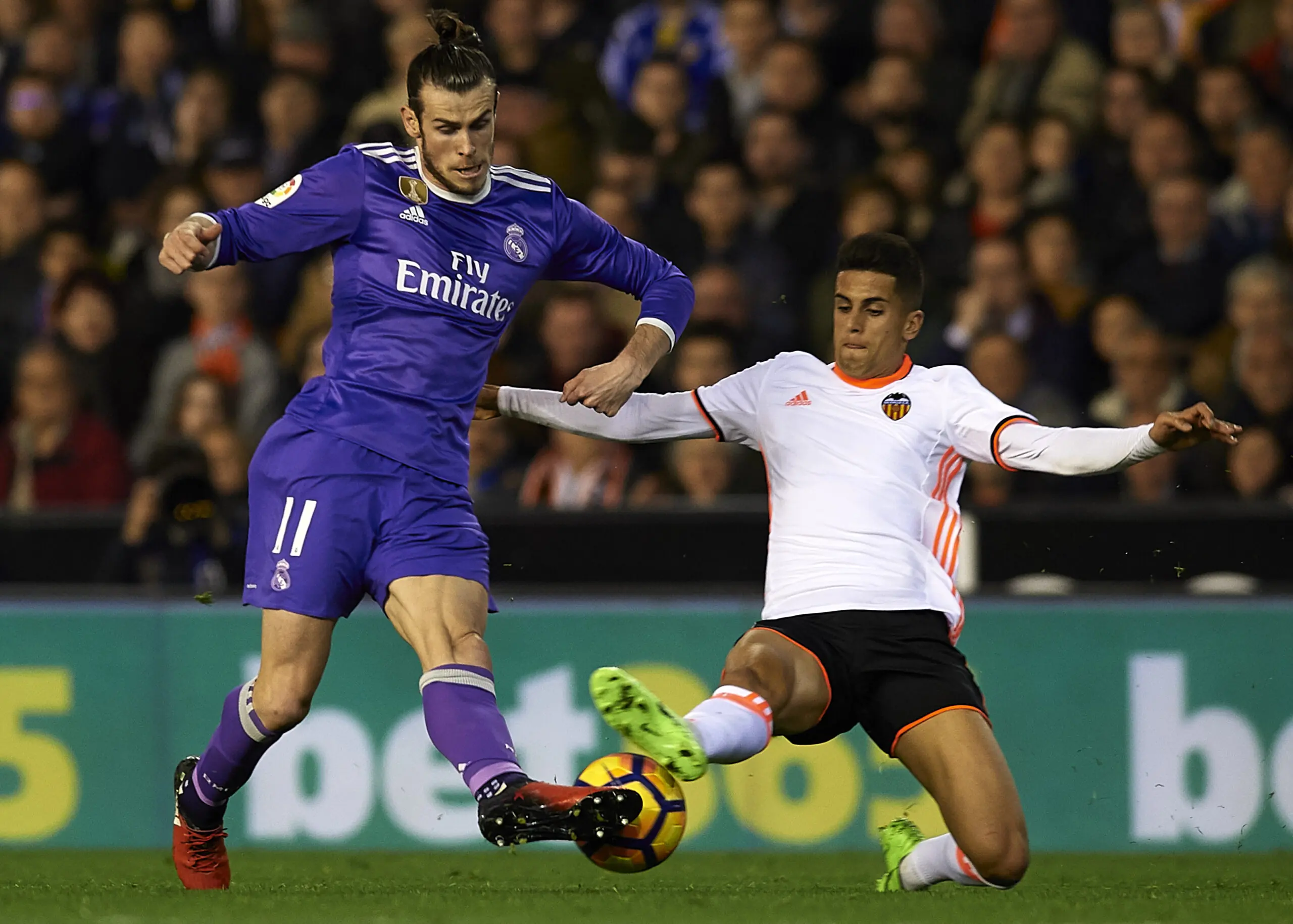 Joao cancelo Gareth bale real madrid valencia cf fichajes fc barcelona