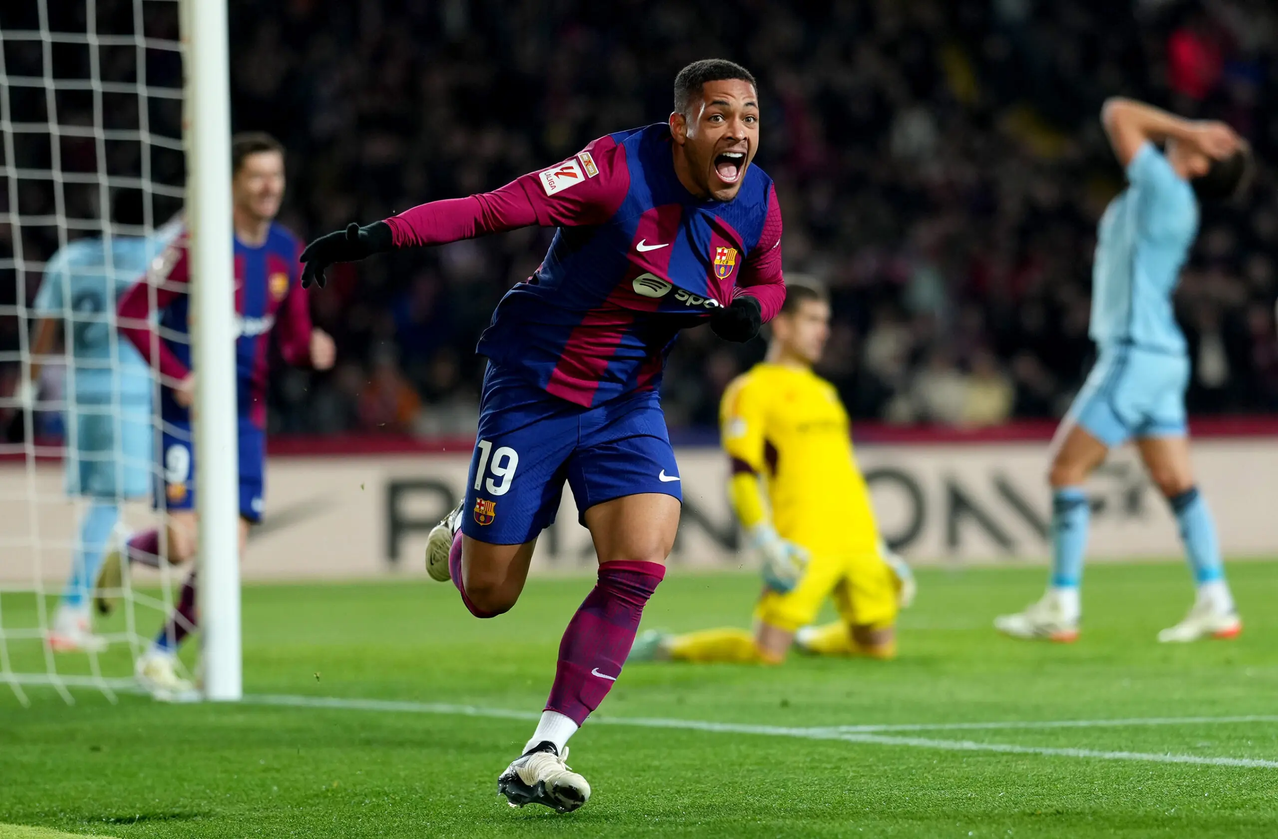 Vitor Roque Sevilla FC Real Betis FC Barcelona mercado de fichajes