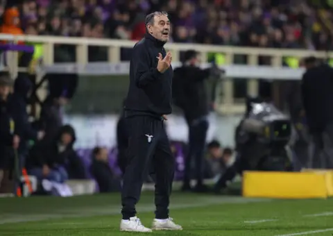 El deseado Sarri da pistas sobre su futuro
