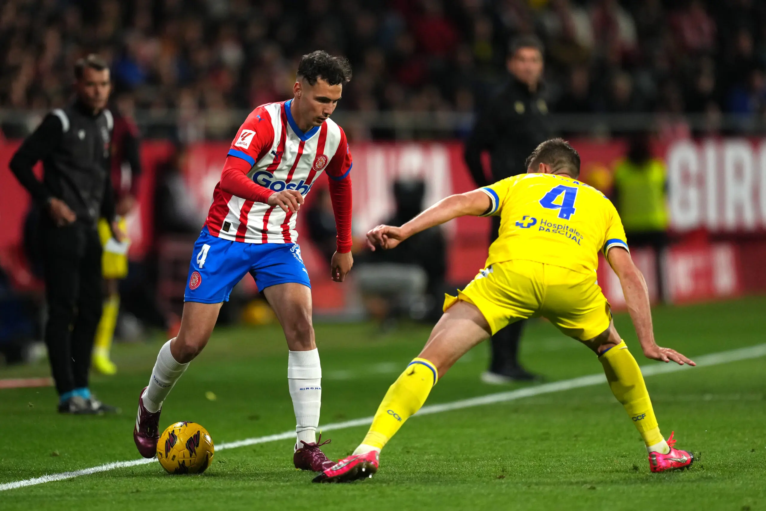 fichajes Girona FC, Arnau Martínez, Girona FC, mercado de fichajes