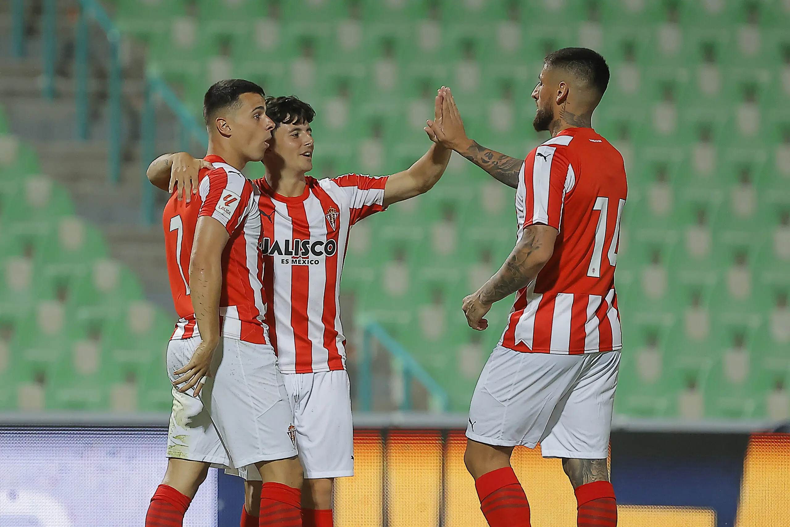 fichajes deportivo alavés, sporting de gijón