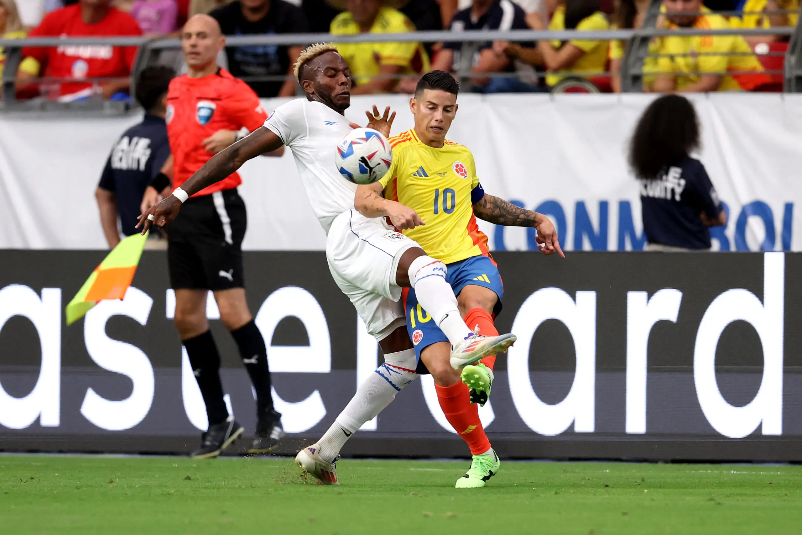 James Rodríguez Real Betis, Villarreal CF, mercado de fichajes, James Rodríguez