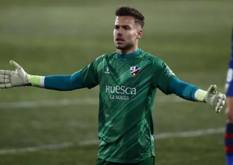 El Sevilla FC cierra al sustituto de Dmitrović
