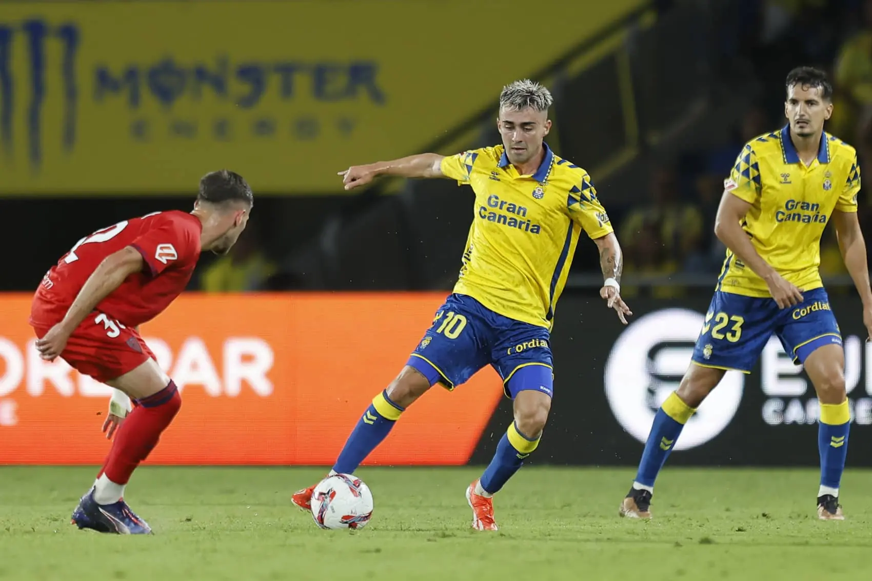 Alberto Moleiro UD Las Palmas mercado de fichajes, Villarreal CF, Álex Baena, fichajes villarreal, villarreal fichajes, mercado de fichajes