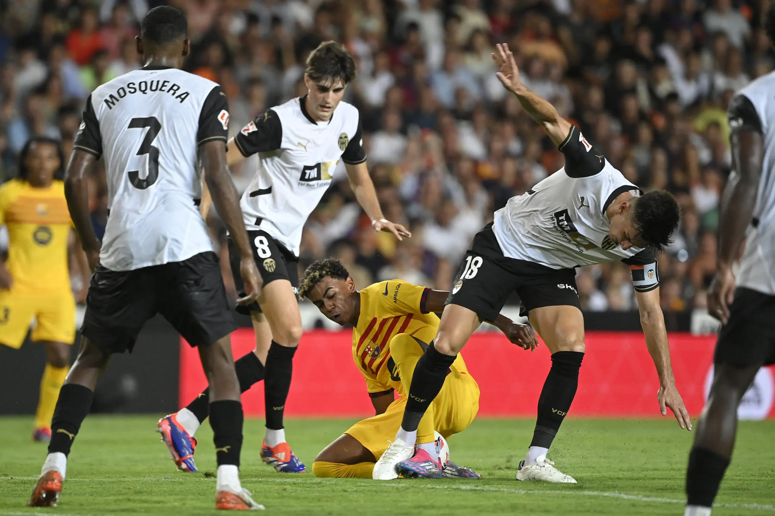 MERCADO DE FICHAJES VALENCIA CF | ENZO BARRENECHEA