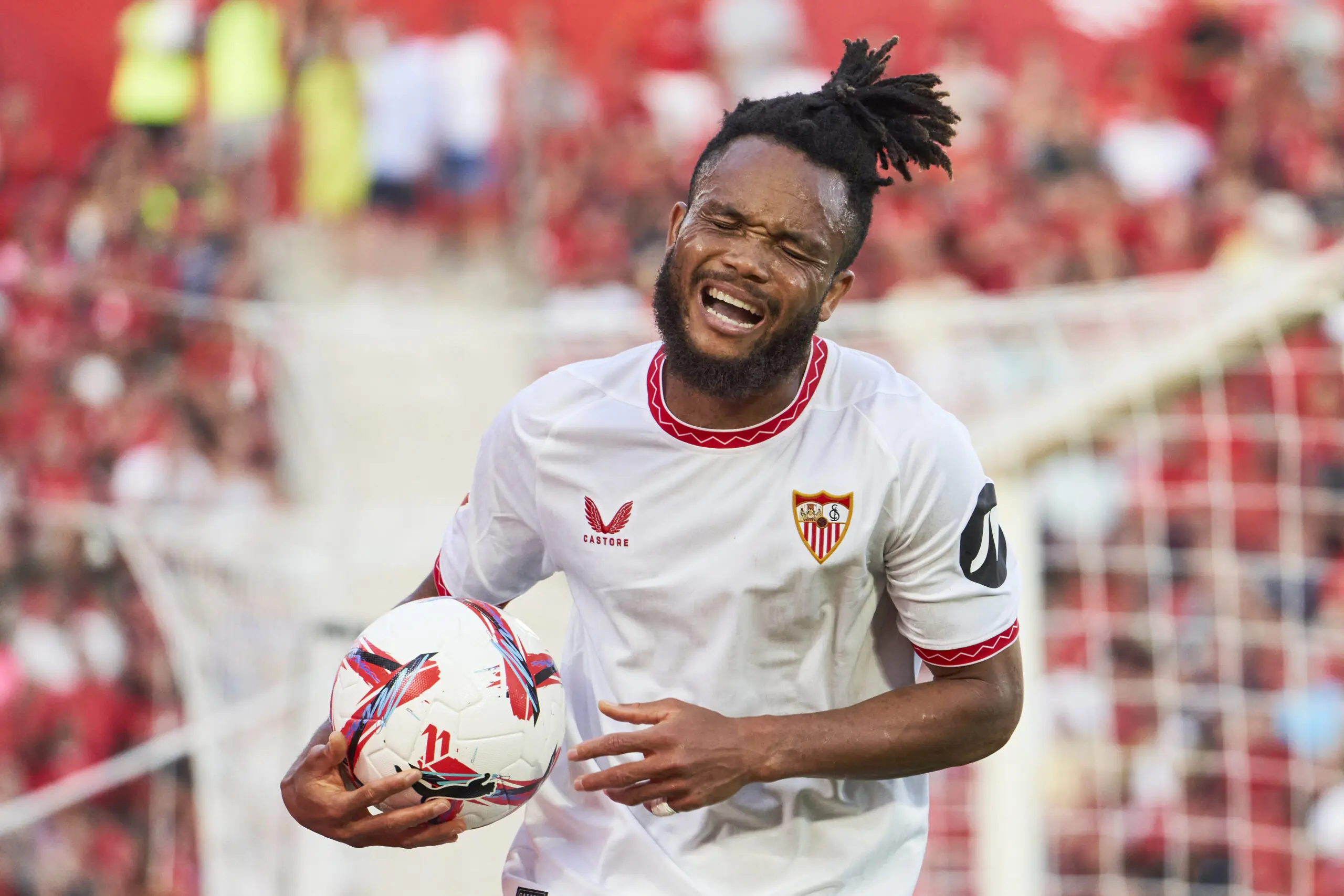 sevilla fc noticias fichajes Chidera Ejuke