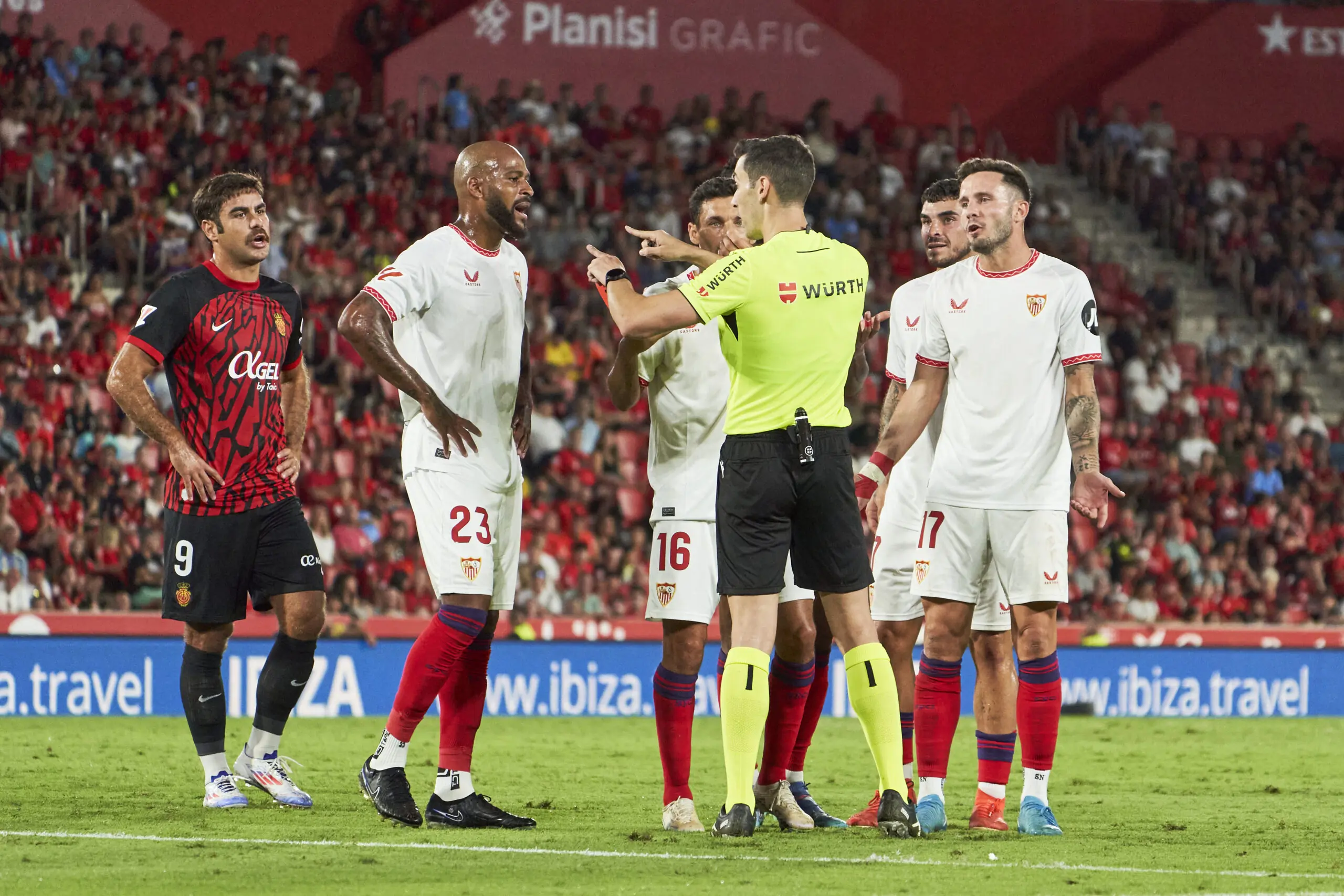 Sevilla FC fichajes, García Pimienta, Sevilla FC, fichajes Sevilla FC, mercado de fichajes