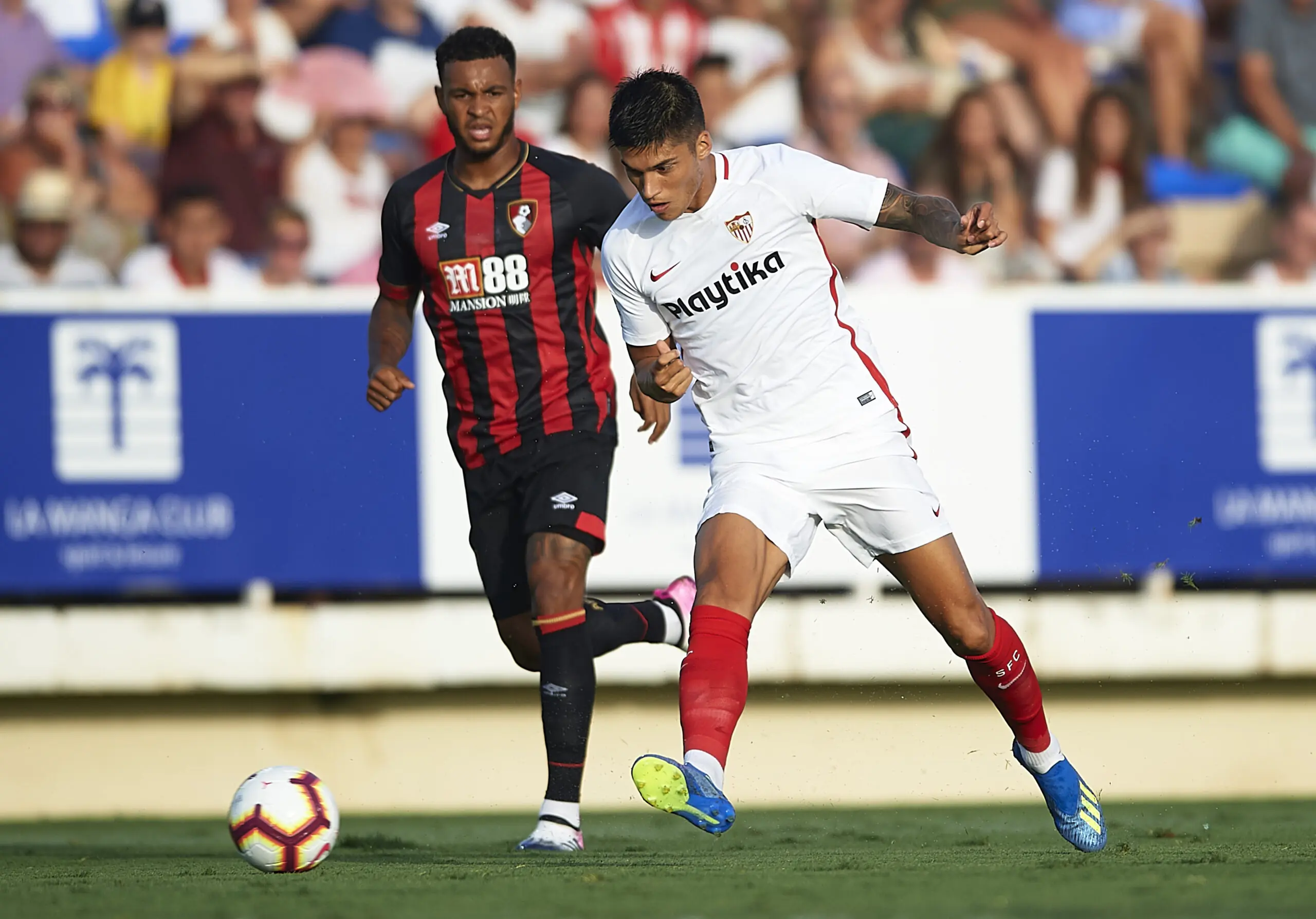 Joaquín El Tucu Correa, Sevilla FC, mercado de fichajes