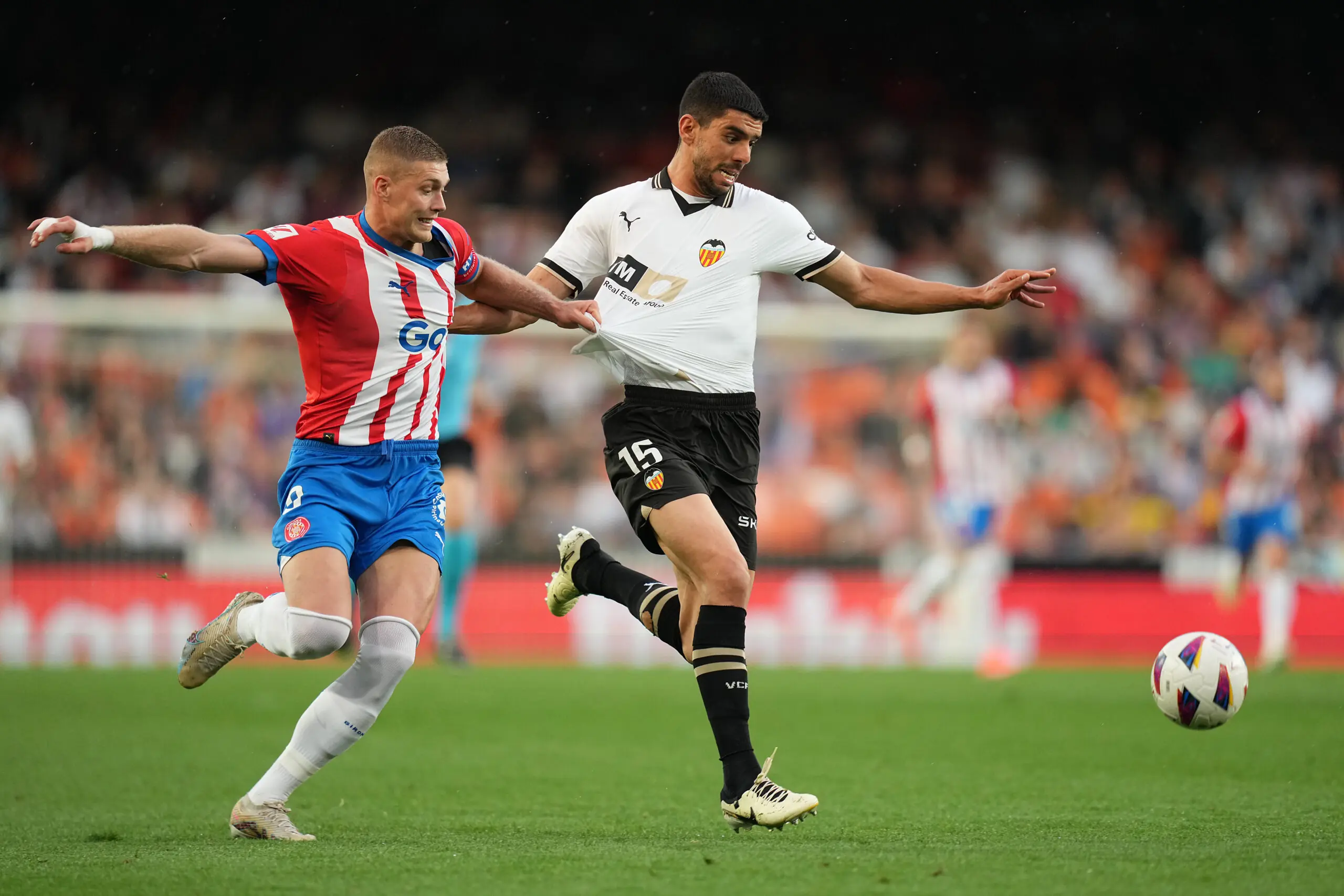 Cenk Özkacar, mercado de fichajes Valencia CF