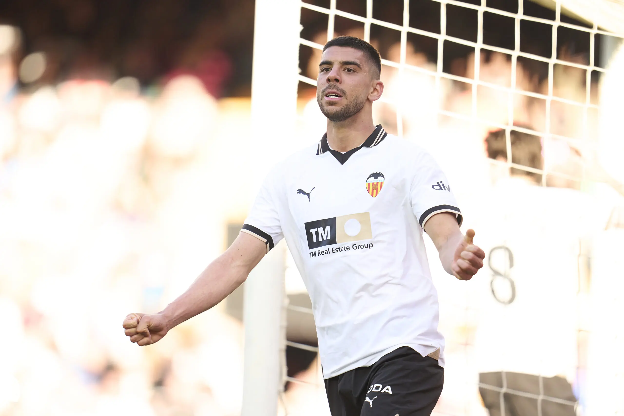 Cenk Özkaçar, mercado de fichajes Valencia CF